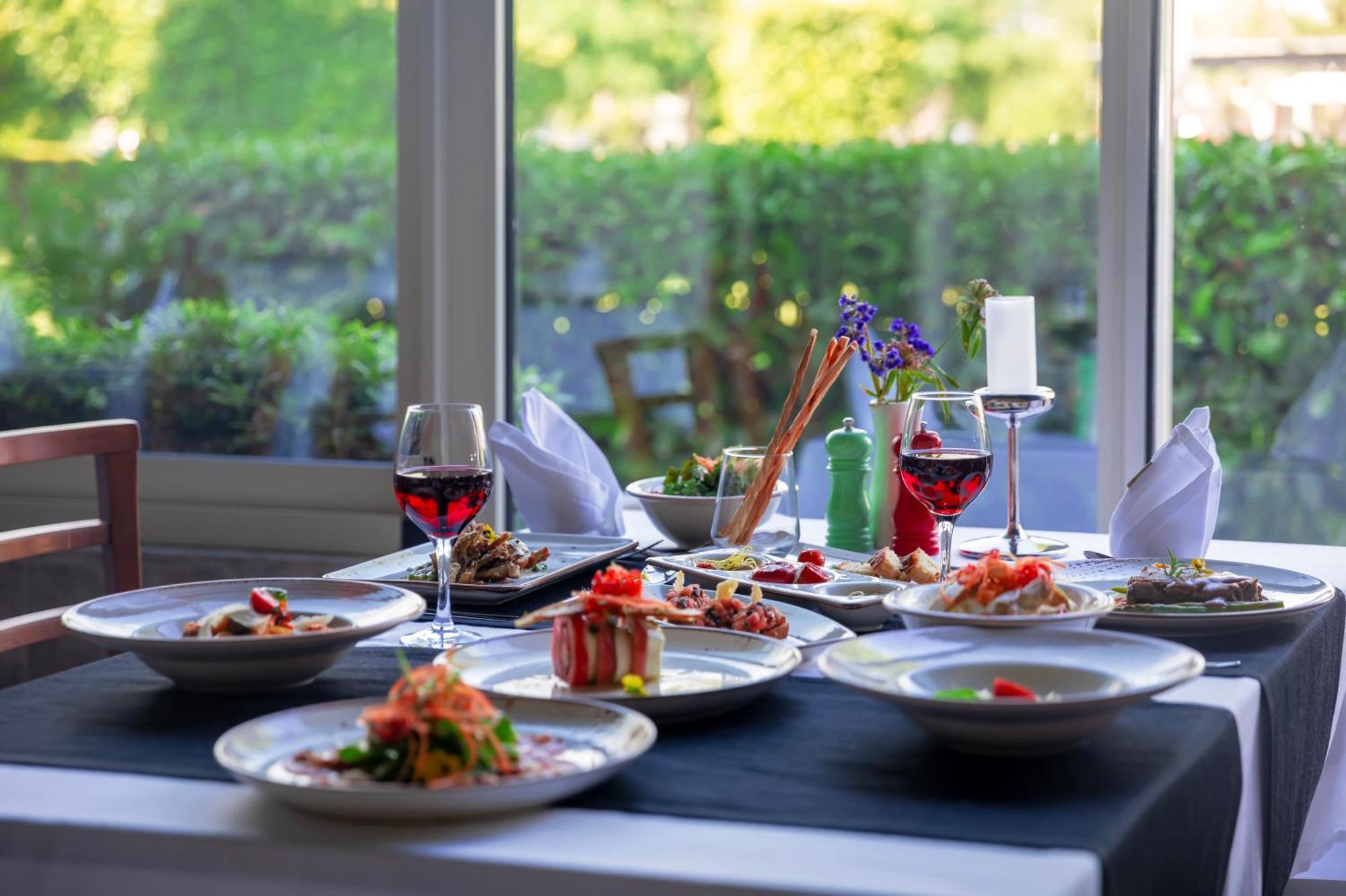 באלאק Crystal Boutique Beach & Resort - Adult Only מראה חיצוני תמונה