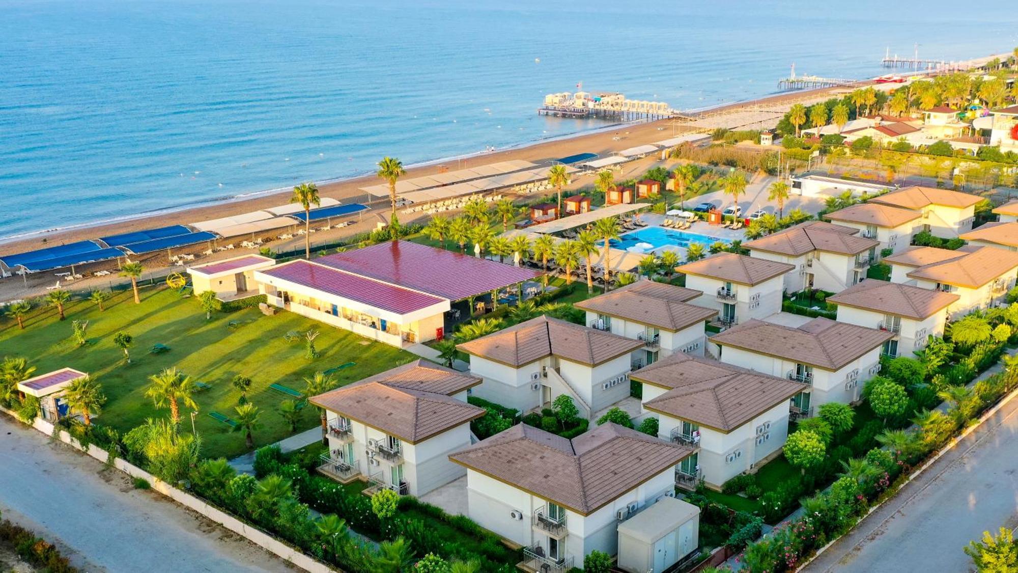 באלאק Crystal Boutique Beach & Resort - Adult Only מראה חיצוני תמונה