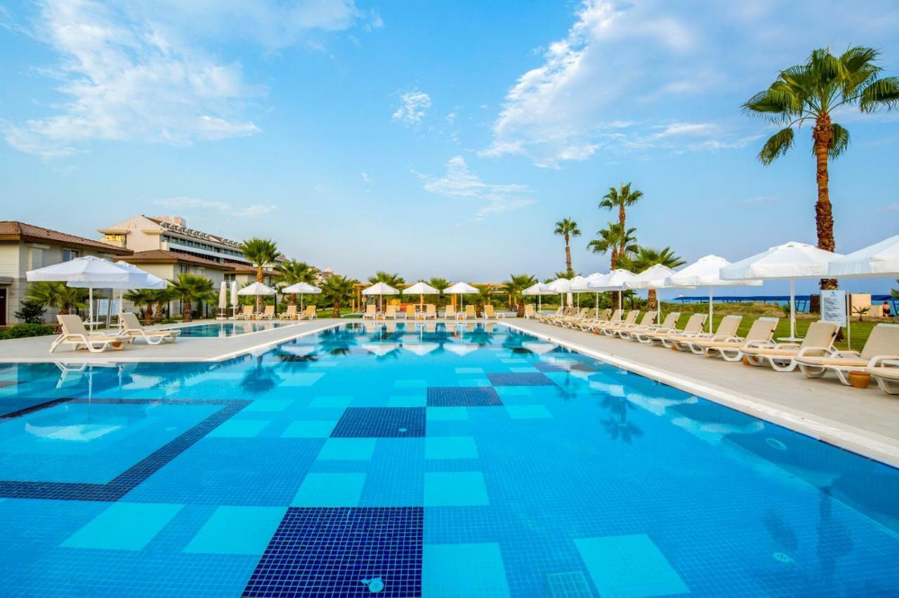 באלאק Crystal Boutique Beach & Resort - Adult Only מראה חיצוני תמונה